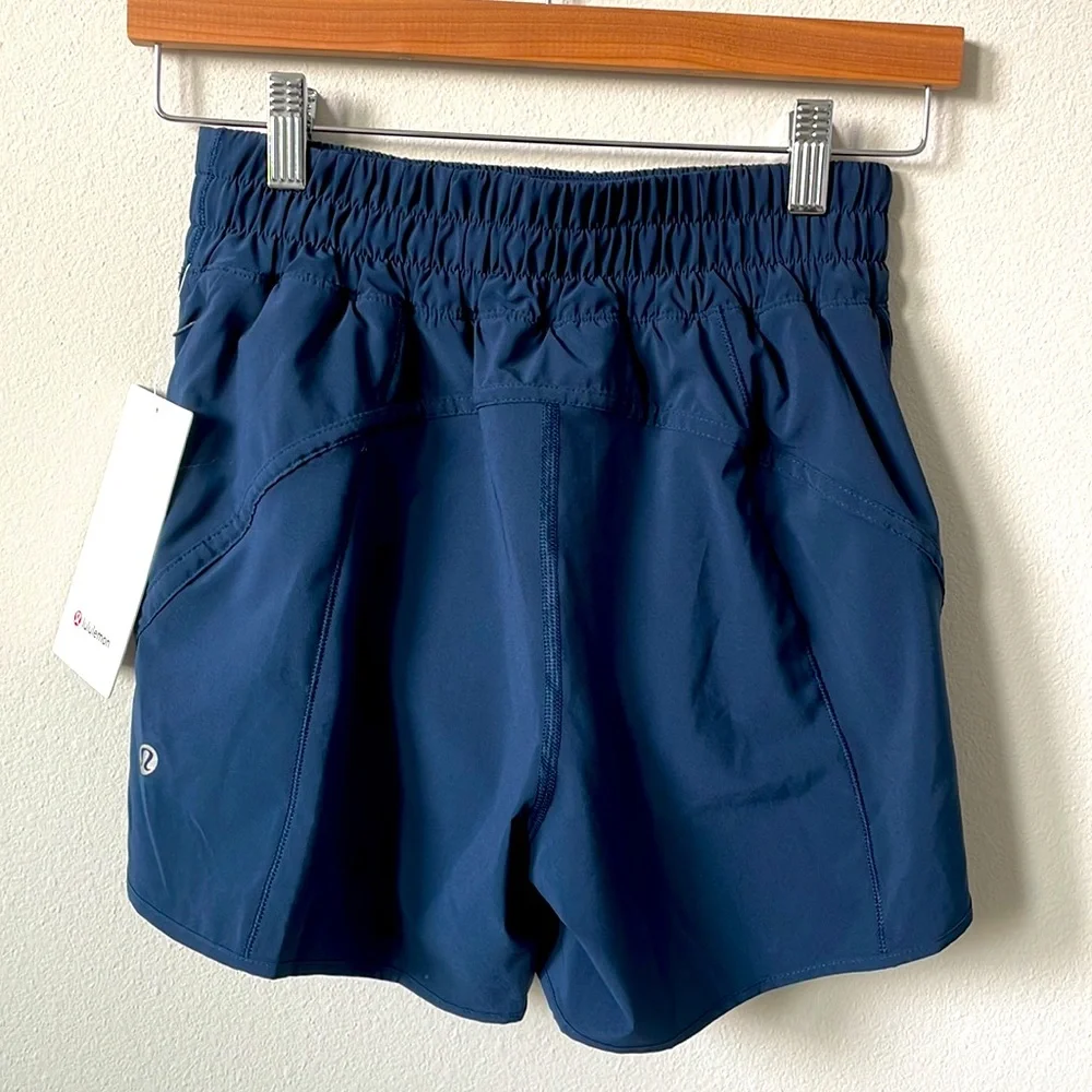 NWT Lululemon Lined Mid Rise Track That Short *5" True Navy Size 4 - Picture 2 of 11